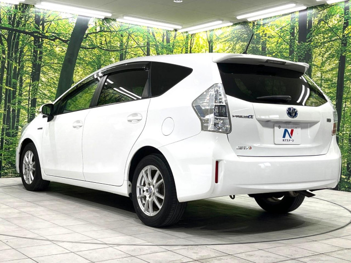 2011 Toyota Prius α DAA-ZVW41W (UW-6a03eb35ec762)[18]