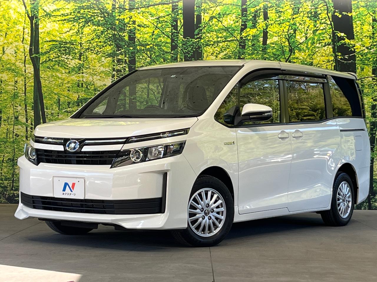 2014 Toyota Voxy DAA-ZWR80G