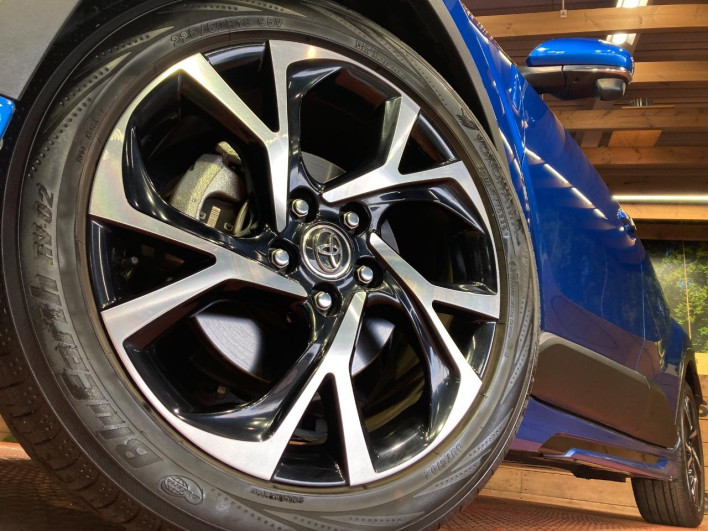 2017 Toyota C-HR DAA-ZYX10 (UW-6a03eb462c28a)[11]