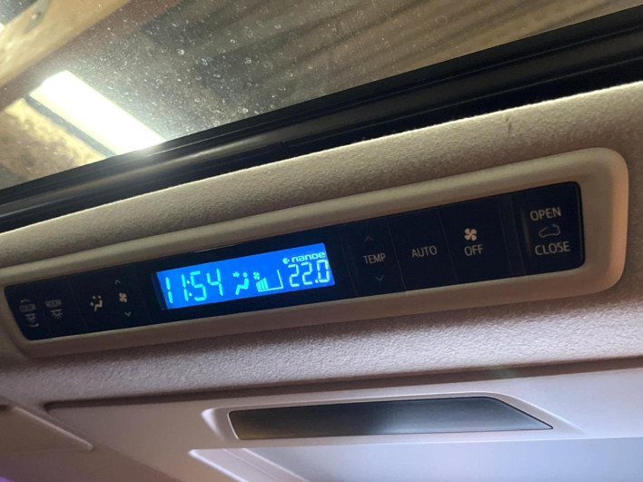 2020 Toyota Alphard Hybrid 6AA-AYH30W (UW-6a053b7ed87ed)[16]