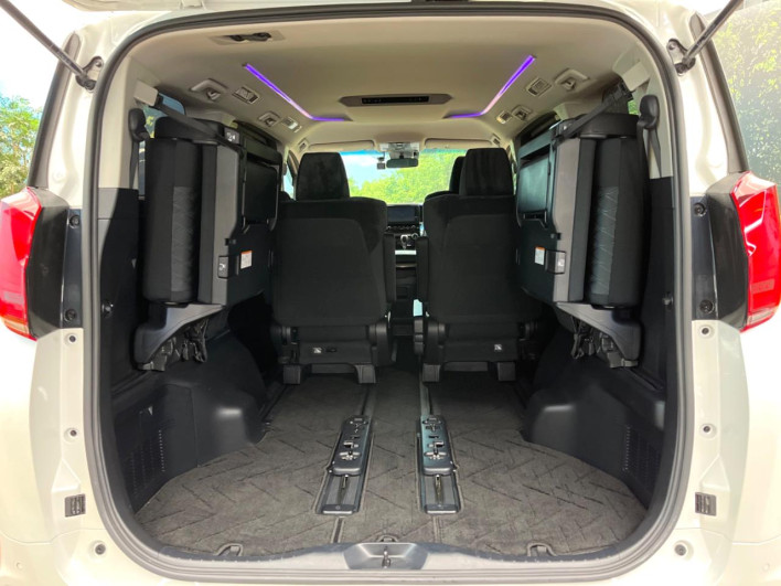 2020 Toyota Alphard Hybrid 6AA-AYH30W (UW-6a053b7edbeef)[28]