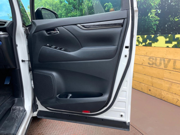 2020 Toyota Alphard Hybrid 6AA-AYH30W (UW-6a053b7edbeef)[25]