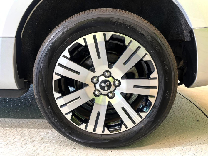 2024 Mitsubishi Delica D:5 3DA-CV1W (UW-6a053b95ef035)[28]