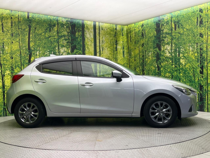 2017 Mazda Demio DBA-DJ3FS (UW-6a053b99664c9)[10]
