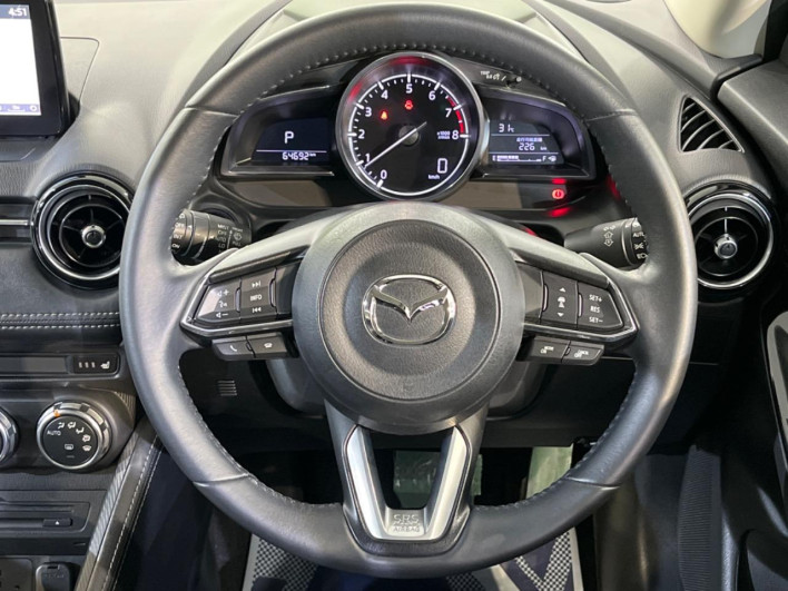 2018 Mazda Demio DBA-DJ3FS (UW-6a053b997345b)[27]