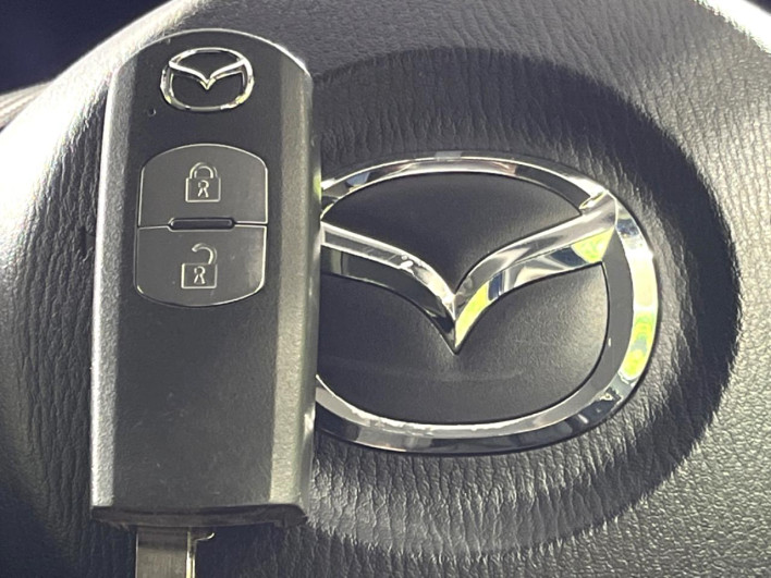 2016 Mazda Demio LDA-DJ5AS (UW-6a053b9a0d71a)[29]