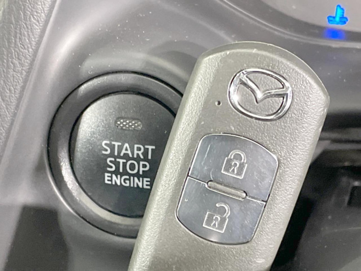 2020 Mazda Mazda2 6BA-DJLAS (UW-6a053b9babfac)[17]