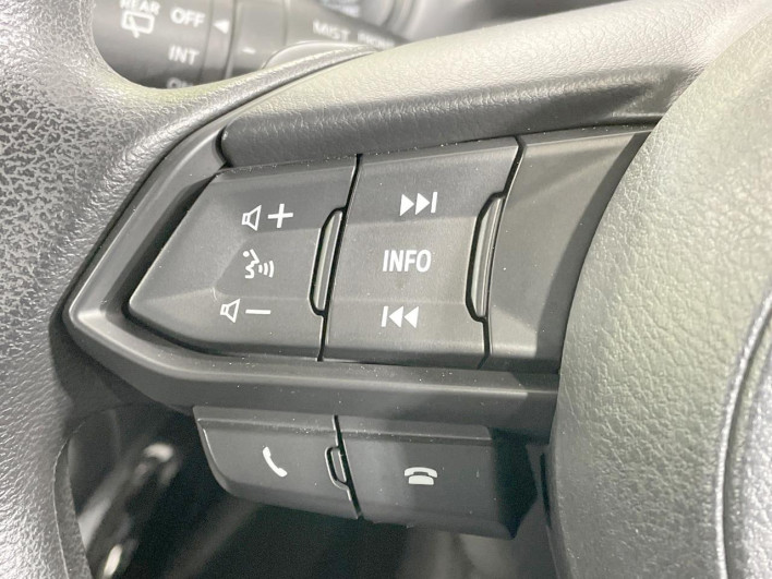 2020 Mazda Mazda2 6BA-DJLAS (UW-6a053b9babfac)[29]