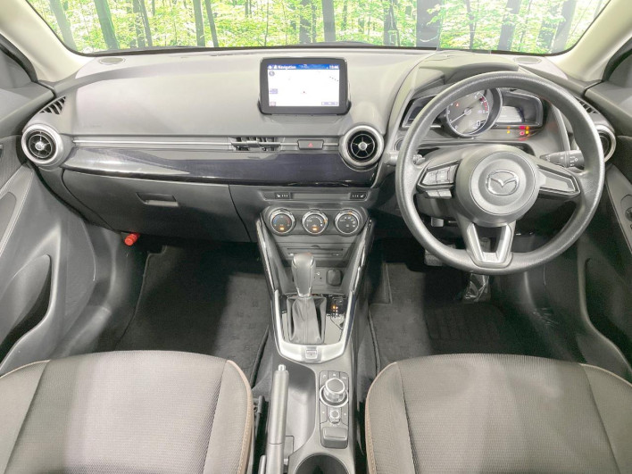 2020 Mazda Mazda2 6BA-DJLAS (UW-6a053b9babfac)[13]