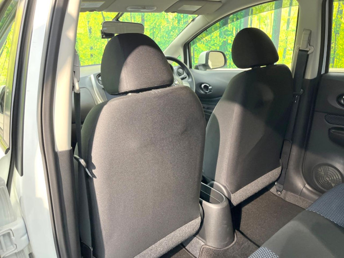 2013 Nissan Note DBA-E12 (UW-6a053b9e9567b)[29]