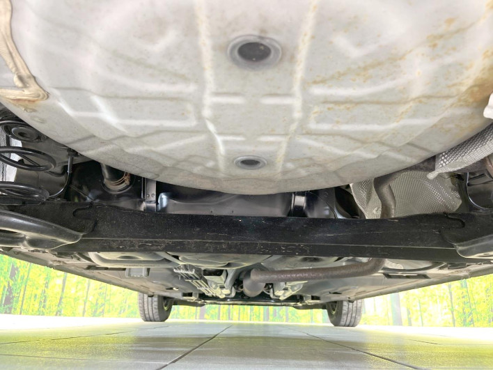 2014 Nissan Note DBA-E12 (UW-6a053b9eacc38)[18]