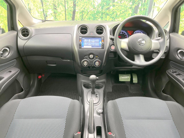 2014 Nissan Note DBA-E12 (UW-6a053b9eacc38)[26]