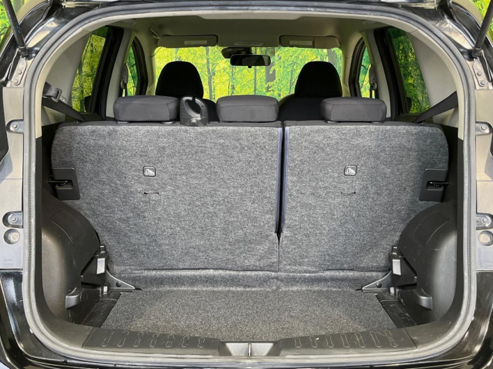 2015 Nissan Note DBA-E12 (UW-6a053b9f7276b)[25]
