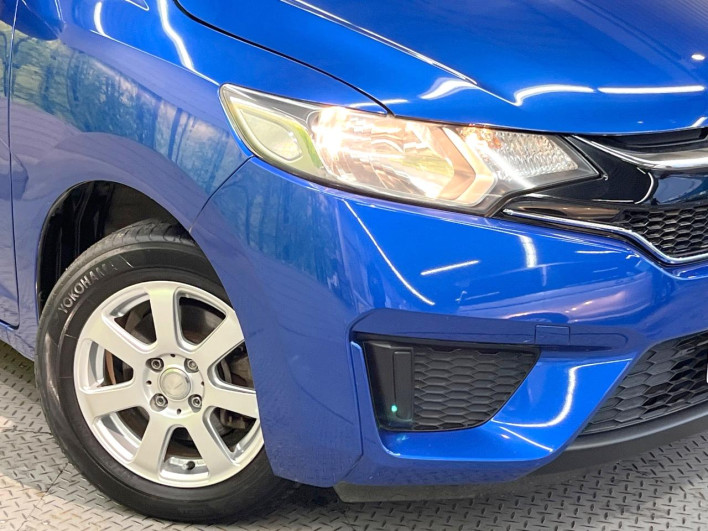 2017 Honda Fit DBA-GK3 (UW-6a053bb3a6e3d)[17]