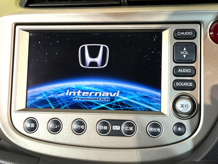 2011 Honda Fit Hybrid DAA-GP1 (UW-6a053bb4a454a)[15]