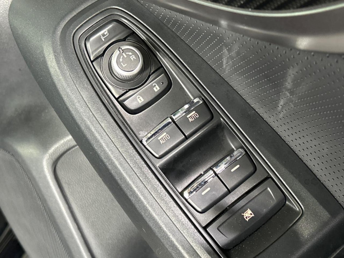 2017 Subaru XV DBA-GT7 (UW-6a053bbb0638d)[15]