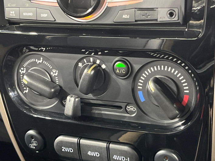 2016 Suzuki Jimny ABA-JB23W (UW-6a053bc9e20b5)[16]