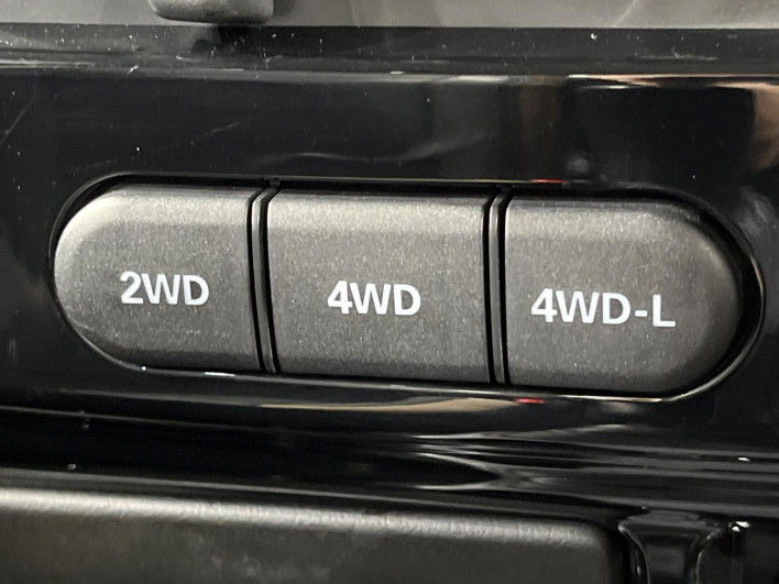 2016 Suzuki Jimny ABA-JB23W (UW-6a053bc9e20b5)[19]