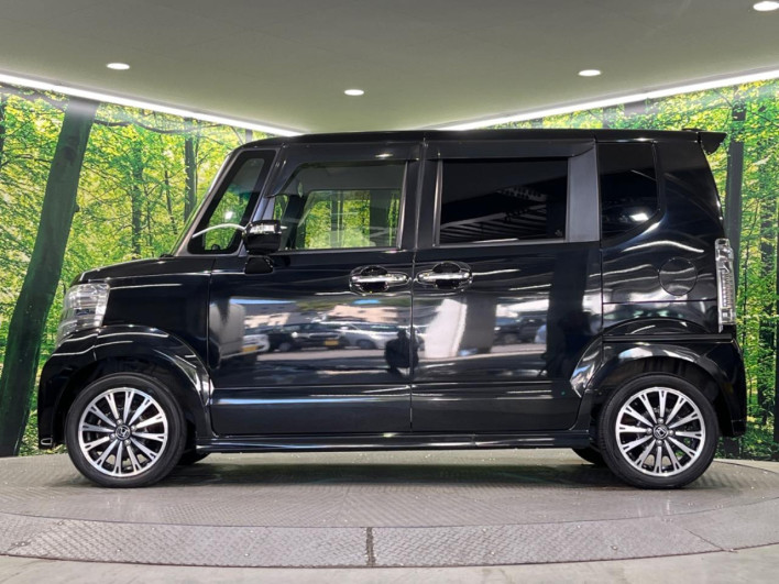 2015 Honda N-BOX CUSTOM DBA-JF1 (UW-6a053bd07b896)[5]