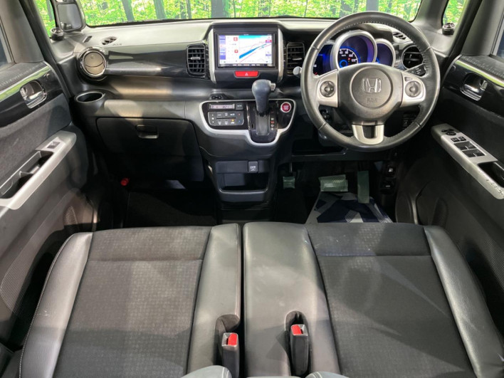 2015 Honda N-BOX CUSTOM DBA-JF1 (UW-6a053bd07b896)[26]