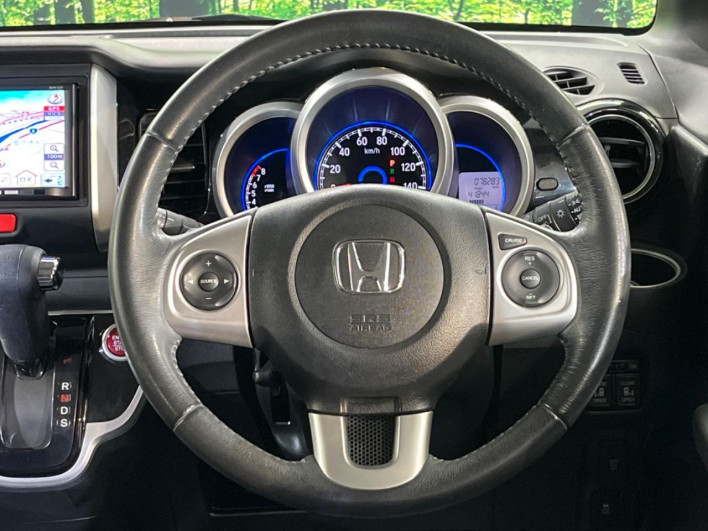 2015 Honda N-BOX CUSTOM DBA-JF1 (UW-6a053bd07b896)[25]