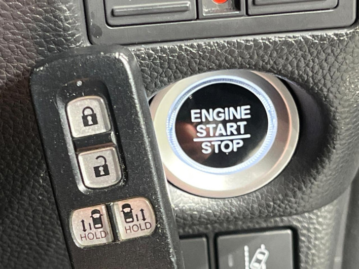 2019 Honda N-BOX CUSTOM DBA-JF3 (UW-6a053bd4e8dd9)[4]