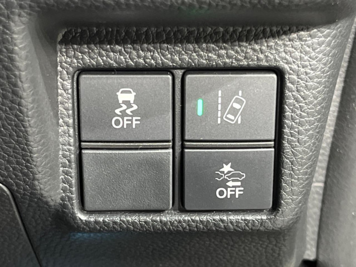 2019 Honda N-BOX CUSTOM DBA-JF3 (UW-6a053bd4e8dd9)[8]