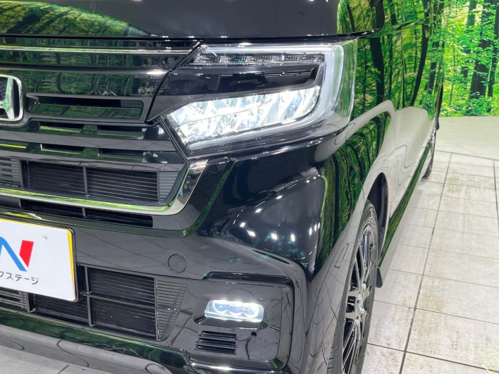 2022 Honda N-BOX CUSTOM 6BA-JF3 (UW-6a053bd62d847)[9]