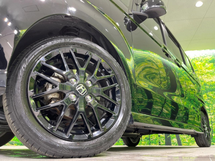 2022 Honda N-BOX CUSTOM 6BA-JF3 (UW-6a053bd62d847)[4]