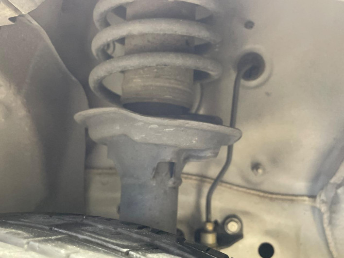 2022 Honda N-BOX CUSTOM 6BA-JF3 (UW-6a053bd9858b9)[28]