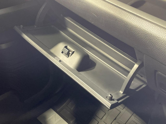 2022 Honda N-BOX CUSTOM 6BA-JF3 (UW-6a053bd9858b9)[15]