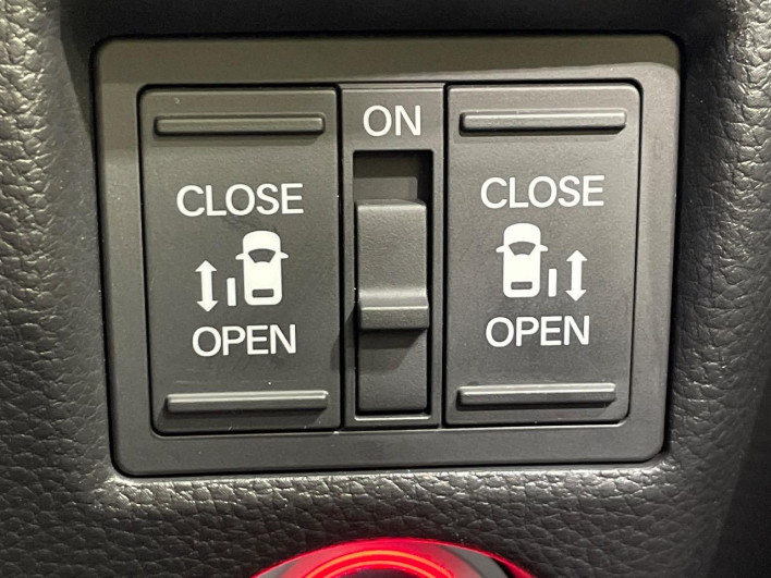 2022 Honda N-BOX CUSTOM 6BA-JF3 (UW-6a053bd9858b9)[16]