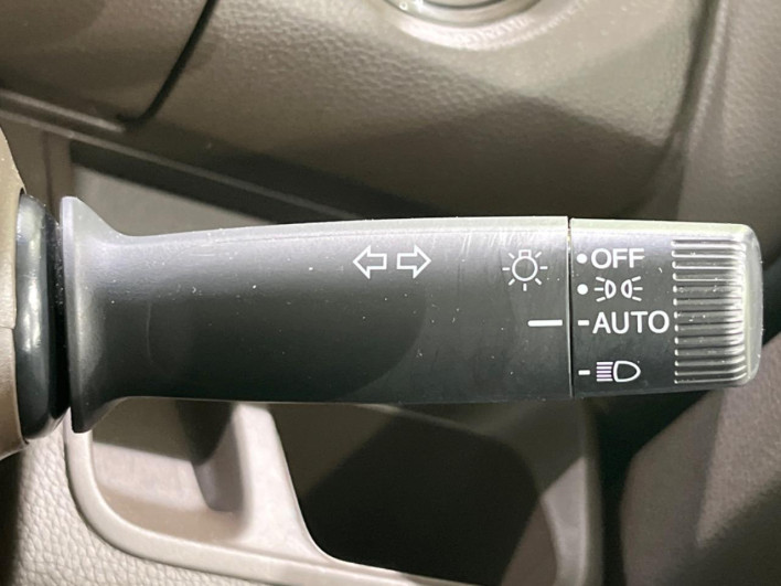 2023 Honda N-BOX 6BA-JF4 (UW-6a053bdb58f6a)[29]