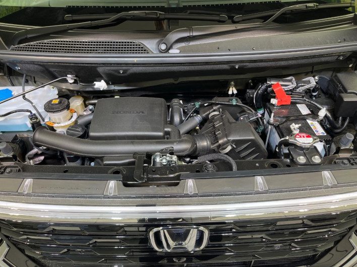 2025 Honda N-BOX CUSTOM 6BA-JF5 (UW-6a053be1c997d)[4]
