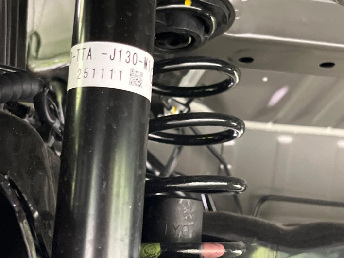 2025 Honda N-BOX CUSTOM 6BA-JF5 (UW-6a053be1c997d)[20]