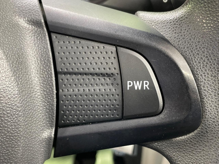 2015 Daihatsu Move DBA-LA150S (UW-6a053bf50f905)[28]