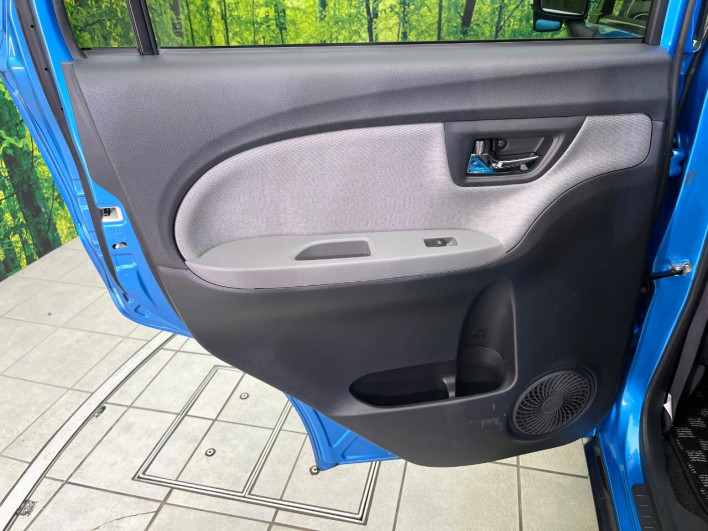 2017 Daihatsu Cast DBA-LA250S (UW-6a053bf74b8b6)[26]