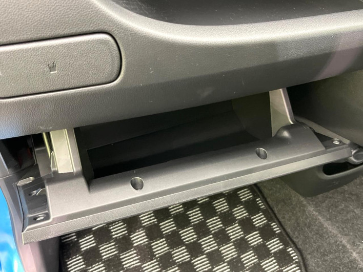 2017 Daihatsu Cast DBA-LA250S (UW-6a053bf74b8b6)[28]