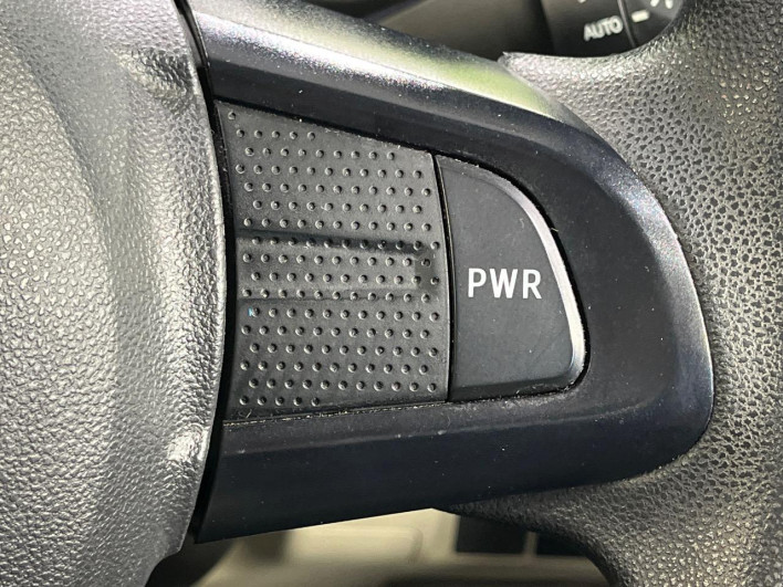 2017 Daihatsu Cast DBA-LA250S (UW-6a053bf7e883d)[28]