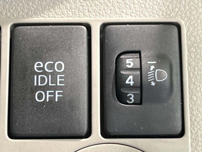 2013 Daihatsu Mirai Ease DBA-LA300S (UW-6a053bfa46bc6)[16]