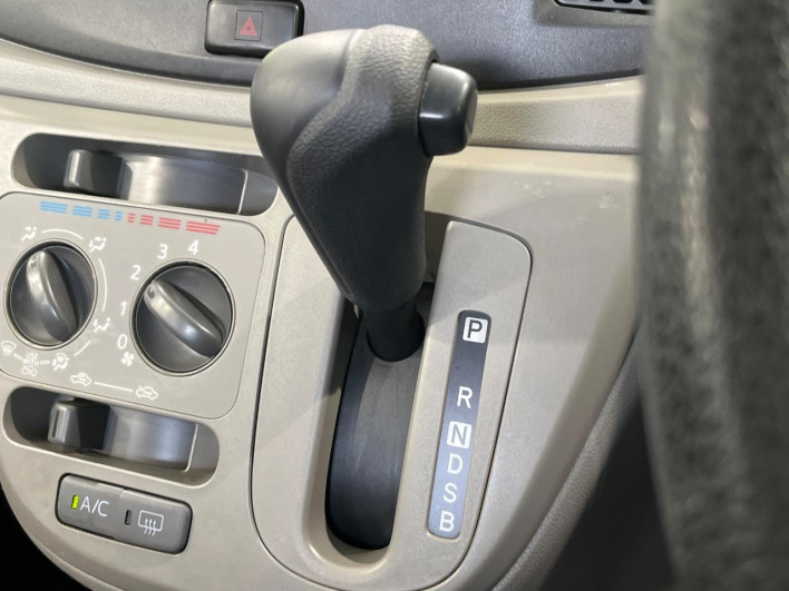 2013 Daihatsu Mirai Ease DBA-LA300S (UW-6a053bfa46bc6)[12]