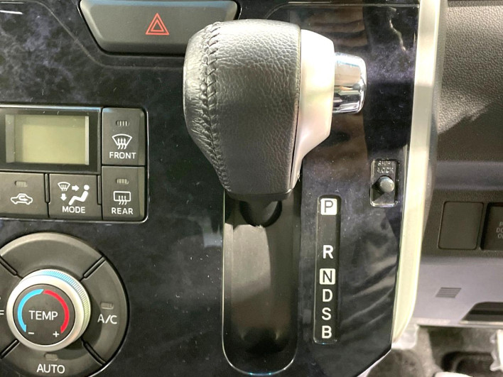 2016 Daihatsu Tanto DBA-LA600S (UW-6a053bfe0be19)[17]