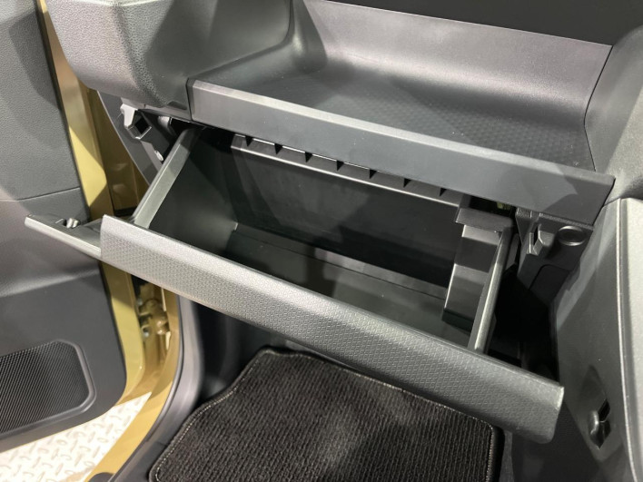 2022 Daihatsu Tanto 5BA-LA650S (UW-6a053c01c8980)[23]