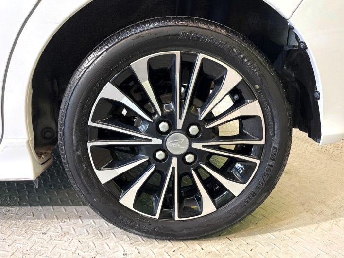 2019 Daihatsu Tanto 5BA-LA650S (UW-6a053c0398ce9)[28]