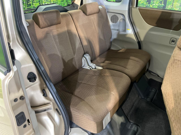 2010 Nissan Roox DBA-ML21S (UW-6a053c2429621)[13]