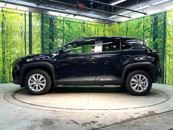 2022 Toyota Yaris Cross 6AA-MXPJ10 (UW-6a053c35547a3)[24]