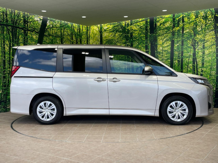 2023 Toyota Noah 6BA-MZRA90W (UW-6a053c415fed6)[6]