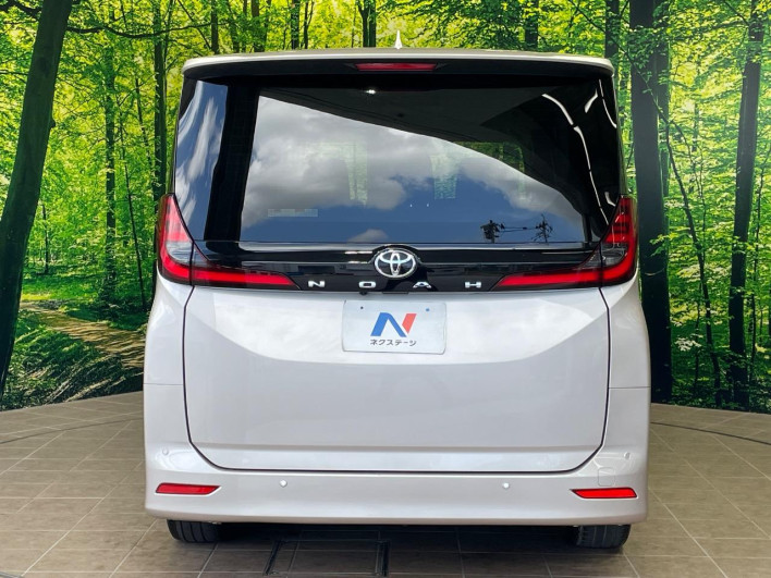 2023 Toyota Noah 6BA-MZRA90W (UW-6a053c415fed6)[8]