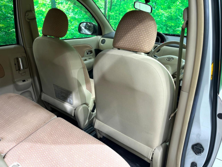 2012 Toyota Sienta DBA-NCP81G (UW-6a053c4470850)[18]