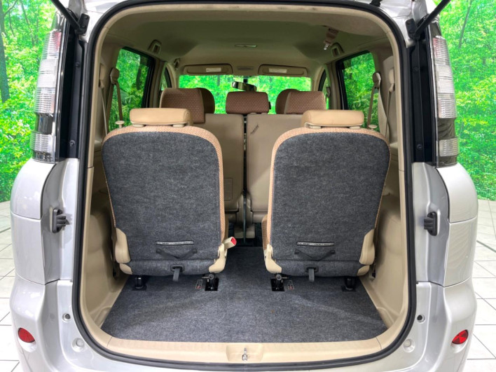 2012 Toyota Sienta DBA-NCP81G (UW-6a053c4470850)[16]